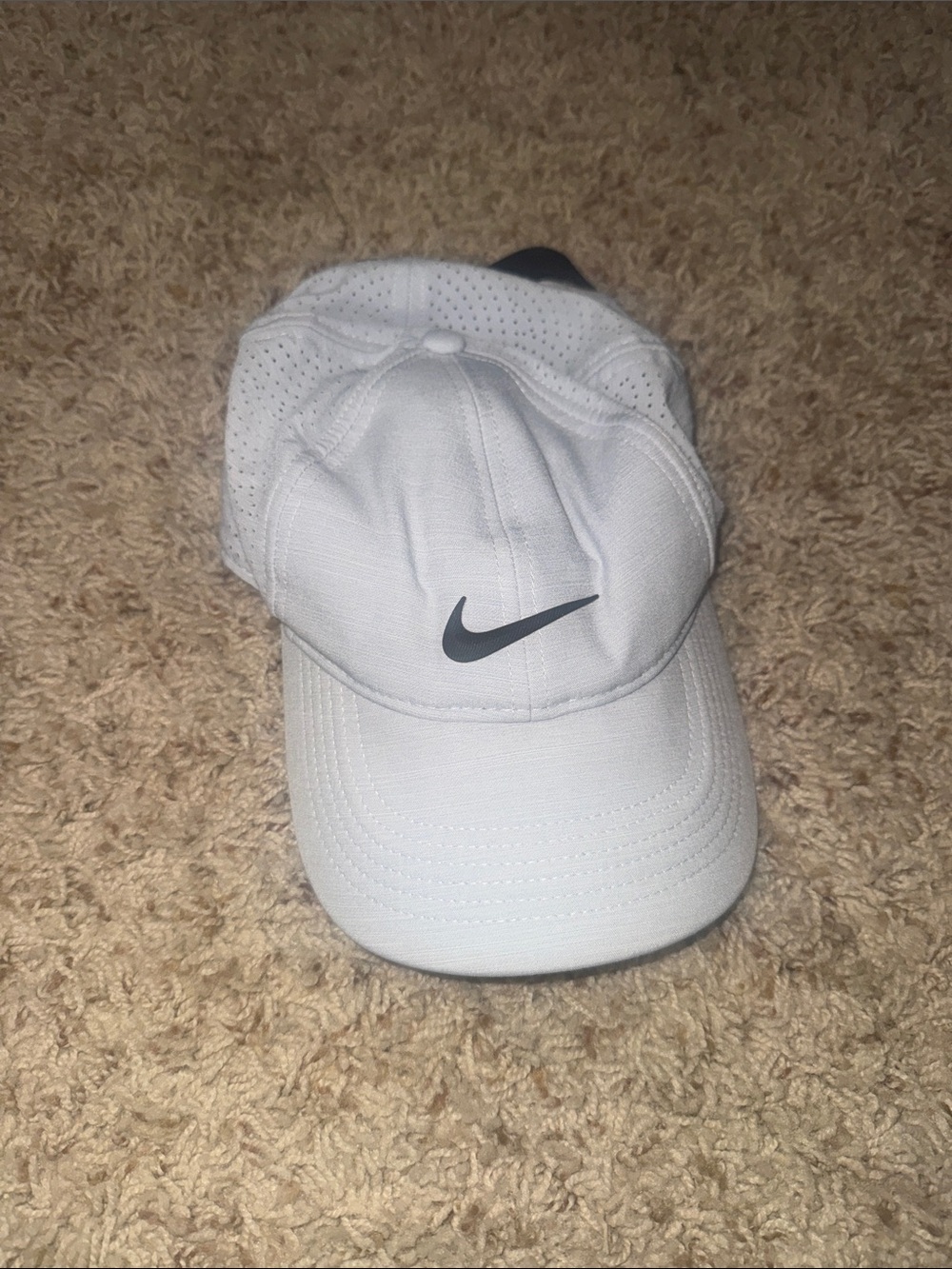 Nike light grey Swoosh Performance Cap - Womens